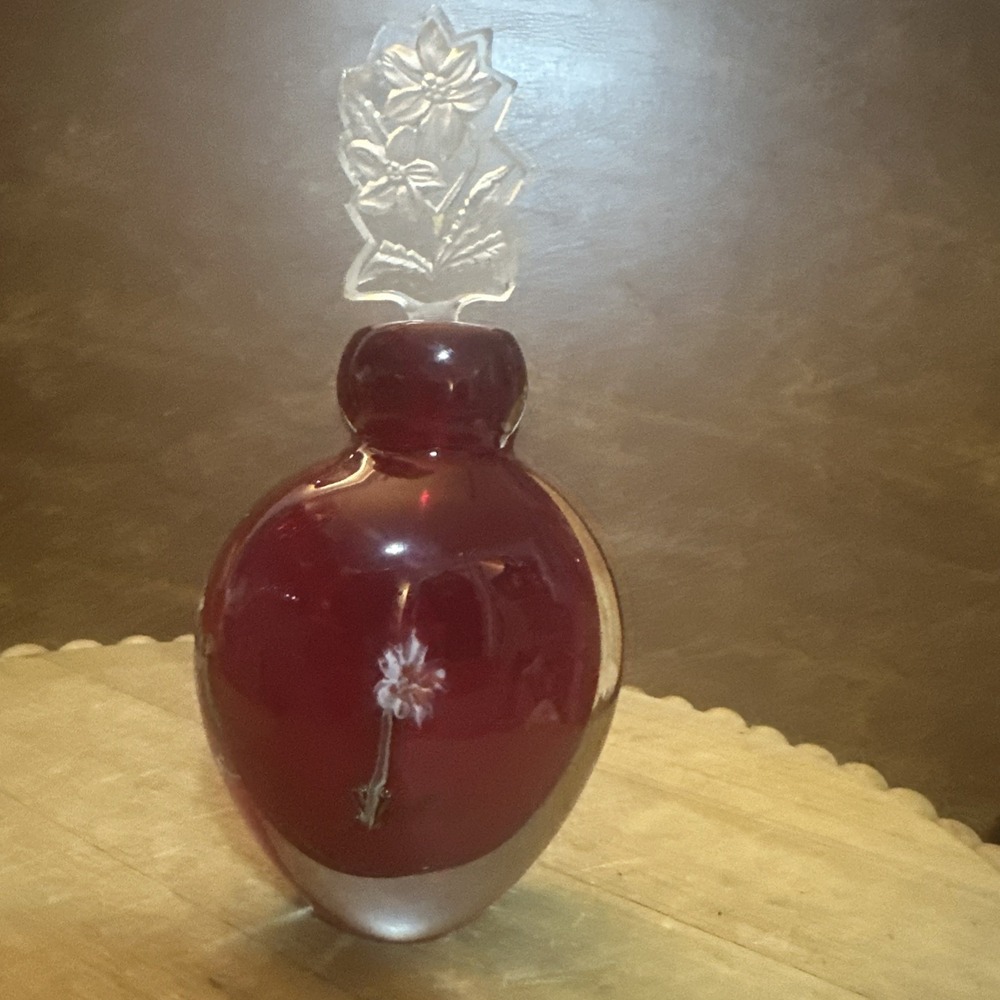 Vintage Cherry Ruby Red Art Glass Perfume Bottle w/ Flowers & Stopper - Picture 7 of 7